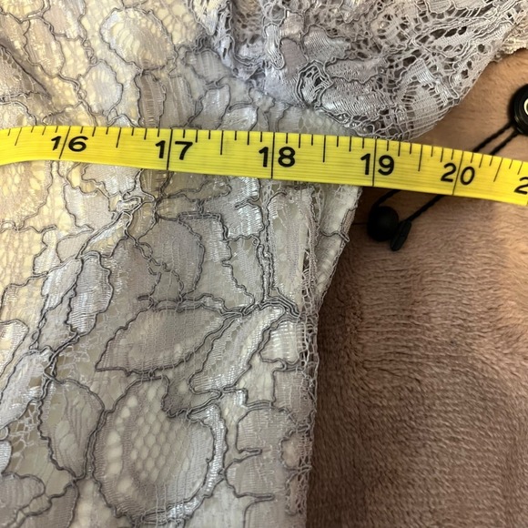 Adrianna Papell Womens Gray Lace Peplum Midi Dress Sz 8 Mother of Bride READ - Picture 11 of 13